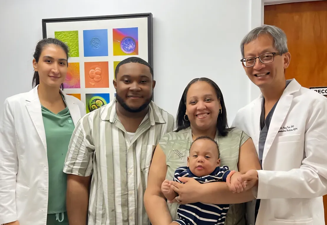Group photo with doctors and family